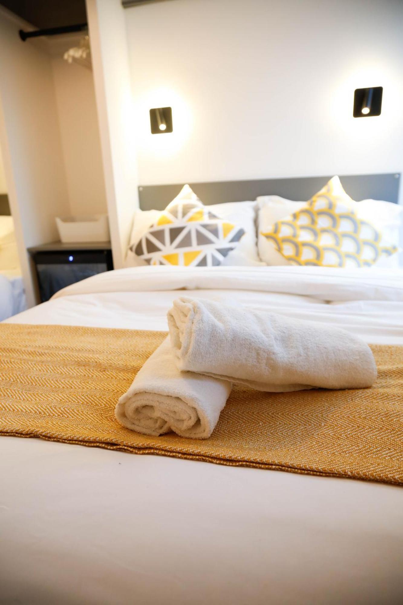 New Luxury Rooms In The Heart Of London Next To Shops, Cafes, Bars & Metro With Shared Bathrooms מראה חיצוני תמונה