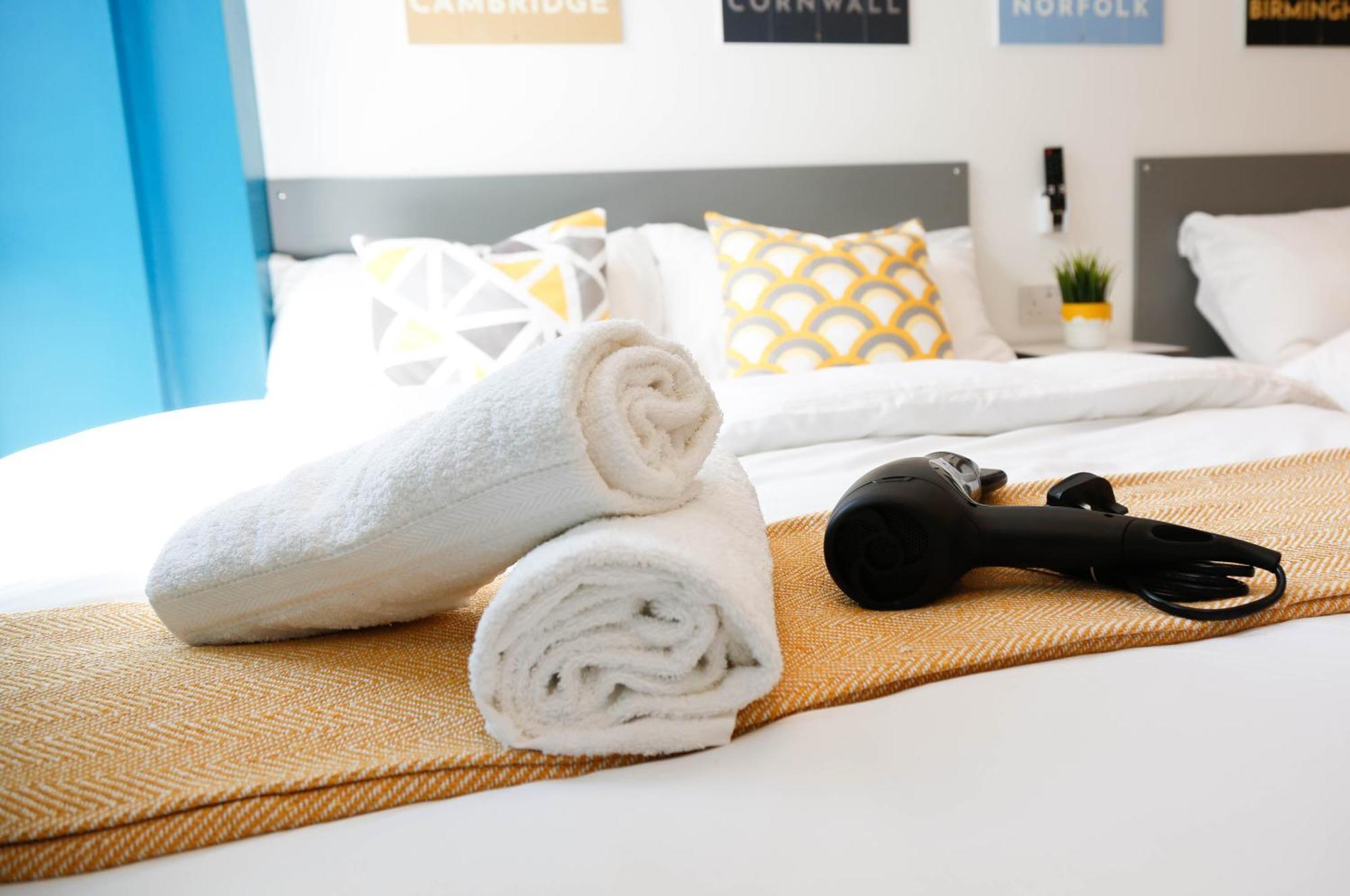 New Luxury Rooms In The Heart Of London Next To Shops, Cafes, Bars & Metro With Shared Bathrooms מראה חיצוני תמונה