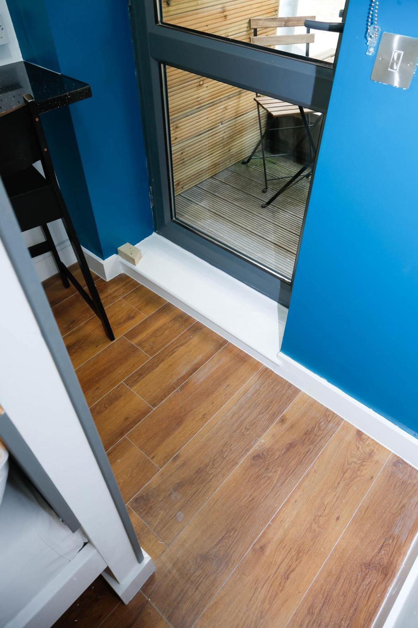 New Luxury Rooms In The Heart Of London Next To Shops, Cafes, Bars & Metro With Shared Bathrooms מראה חיצוני תמונה